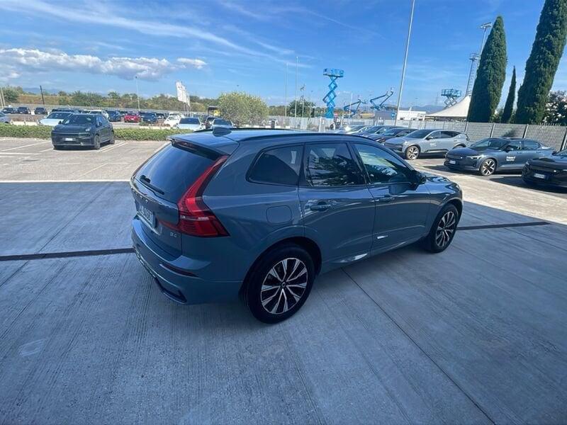 Volvo XC60 B4 D AWD automatico Plus Dark
