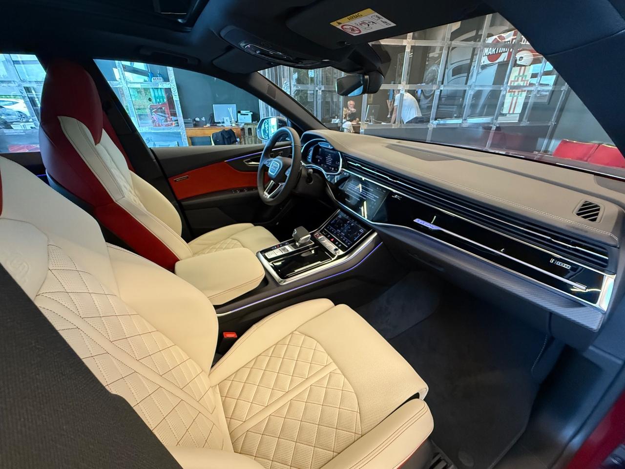 Audi SQ8 TFSI -Totalemente Exclusive-