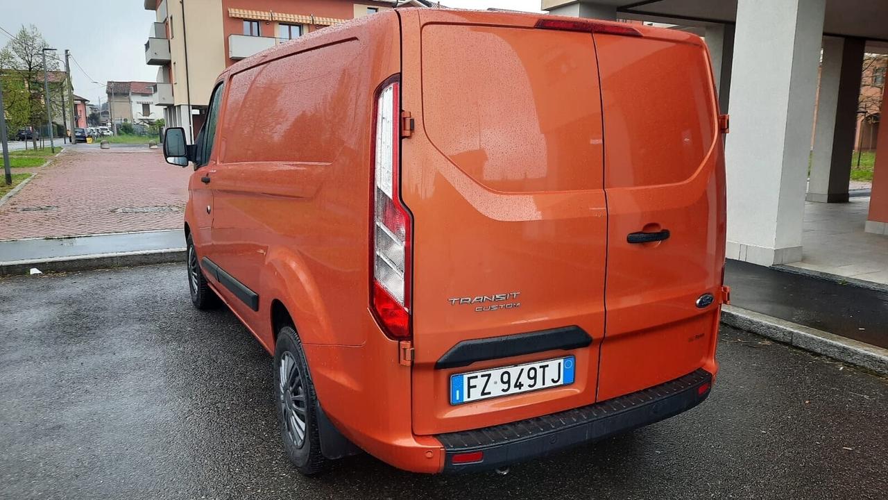 Ford Transit Custom Transit Custom 300 2.0 TDCi 130 aut. PC Furgone Titanium