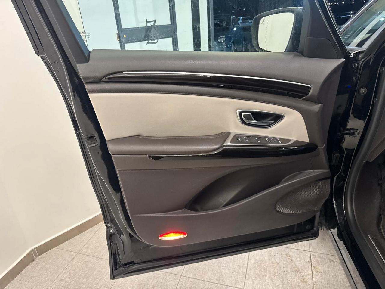 Renault Espace Blue dCi 200CV EDC Executive 4Control