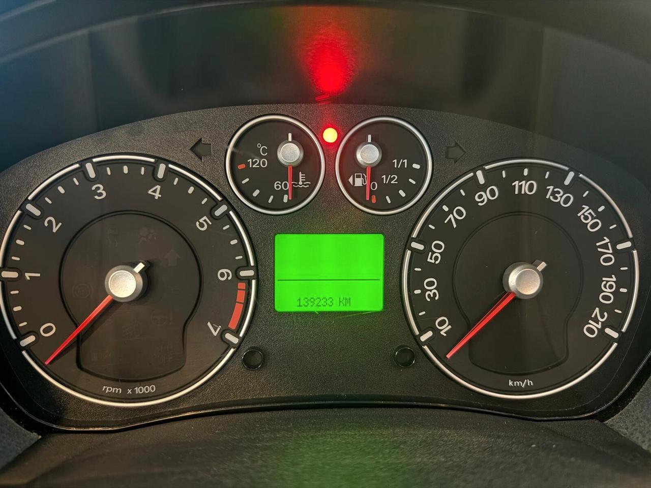 Ford Fiesta 1.4 automatica