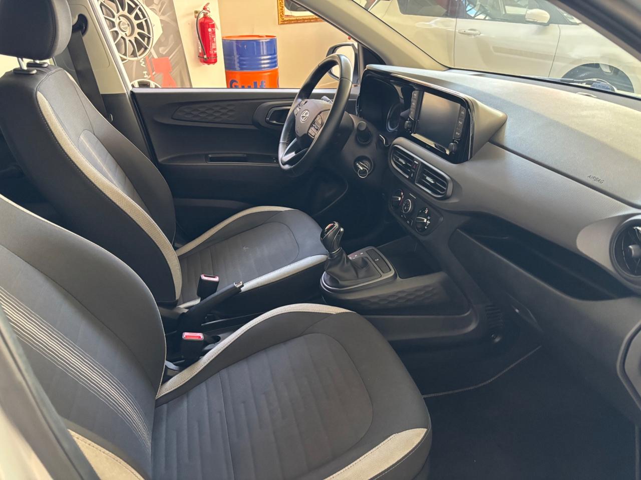 Hyundai i10 1.0 MPI AT Tech