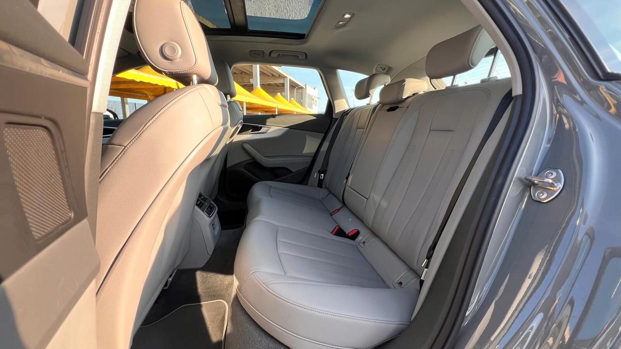 Audi A4 AVANT 40 TDI QUATTRO S-tronic S-line edition