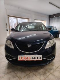 Lancia Ypsilon 0.9 TwinAir 85 CV 5 porte Metano Ecochic Silver