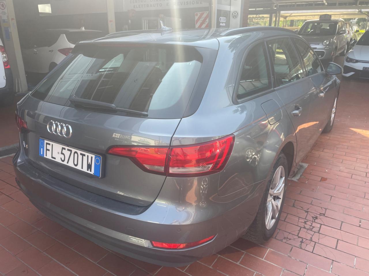 Audi A4 2.0 TDI 150 CV ultra Sport