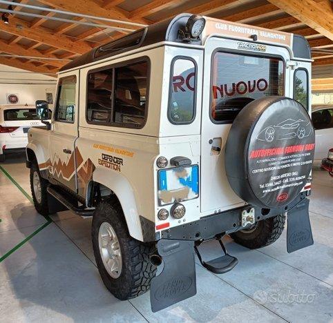 Land Rover Defender 90 2.4 123cv TD4