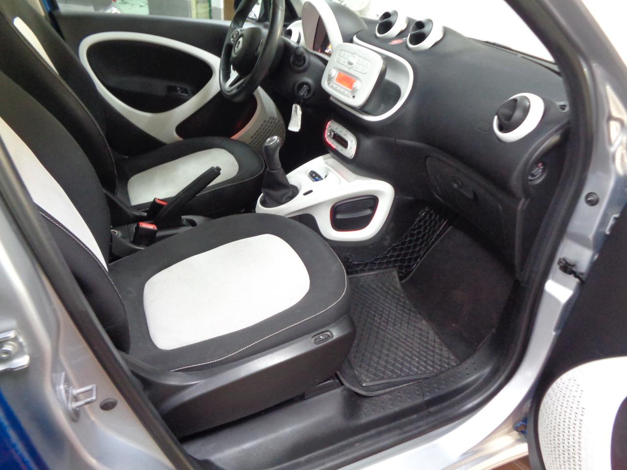 Smart ForFour 70 1.0 Passion