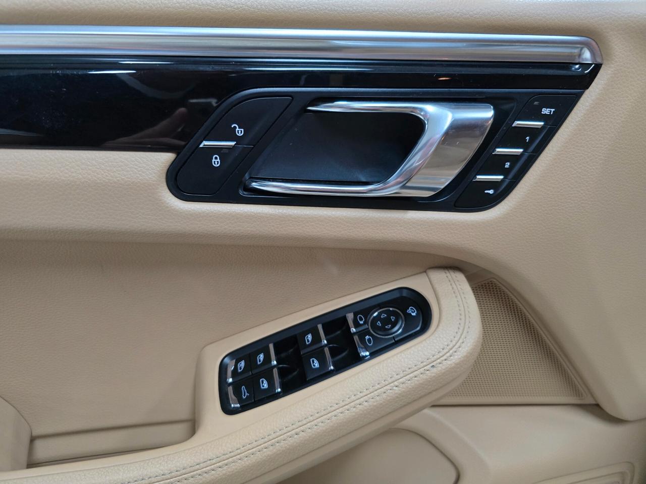 Porsche Macan 3.0 S Diesel (Tetto panorama )