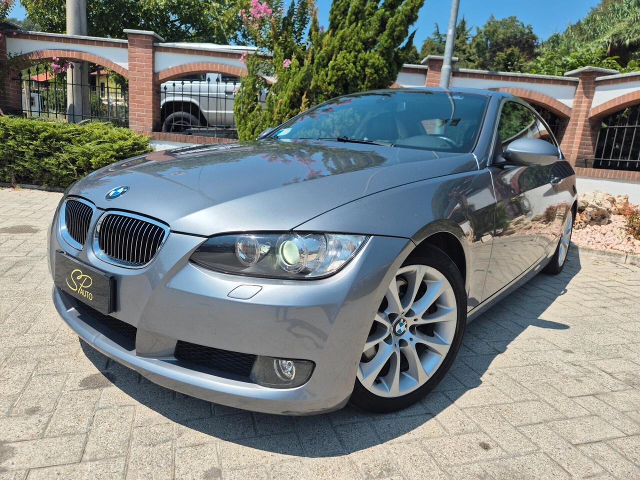 Bmw 320i -218CV Coupe' -AUTOMATICA-XENON-PELLE