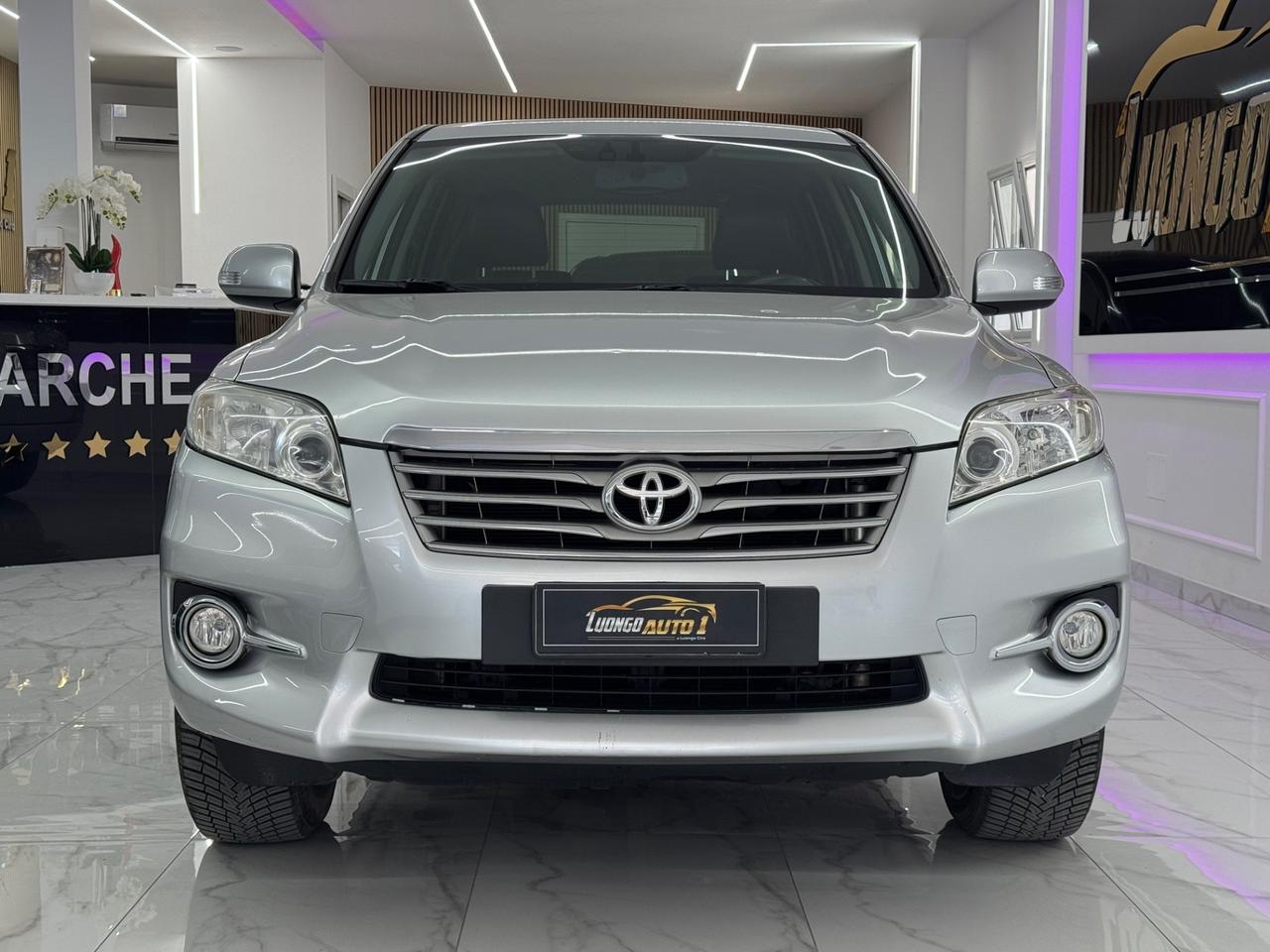 Toyota RAV4 2.2 D-4D 150CV Lounge Iper Full