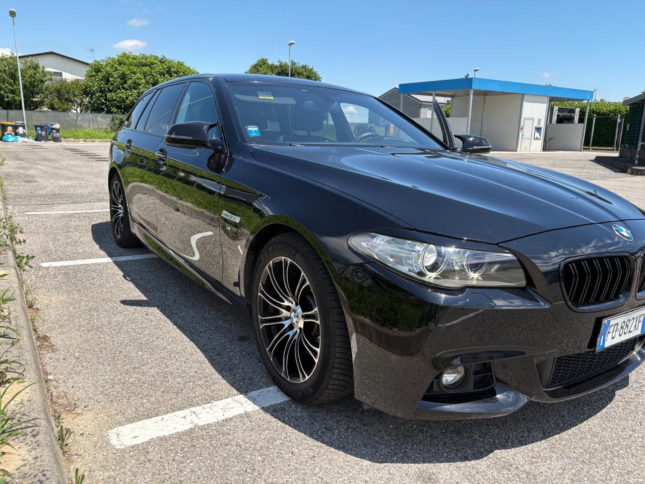 Bmw 525 525d Touring Luxury allestimento MSPORT aut.