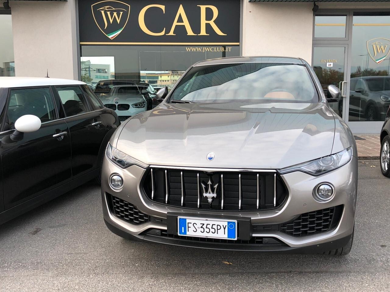 Maserati Levante V6 Diesel 275 CV AWD Granlusso