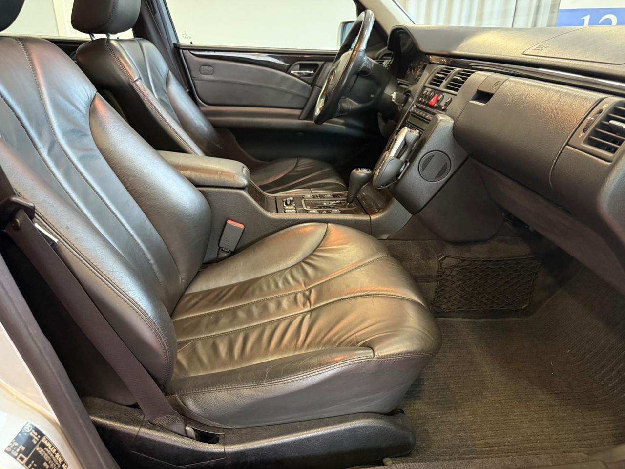 Mercedes-benz E 55 E 55 AMG **BOSE**