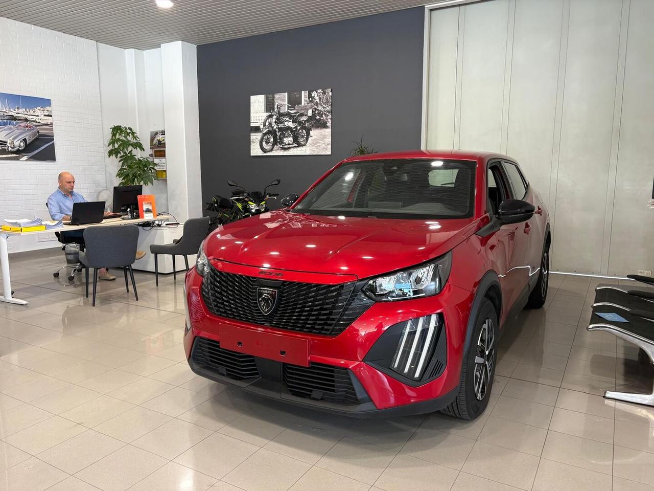 Peugeot 2008 1.2 puretech Allure s&s 100cv