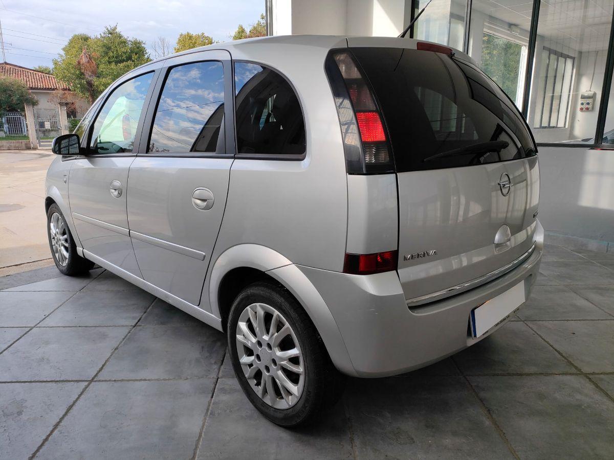 Opel Meriva 1.7 CDTI 101CV Cosmo