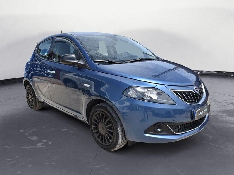 Lancia Ypsilon 1.0 FireFly 5 porte S&S Hybrid Silver