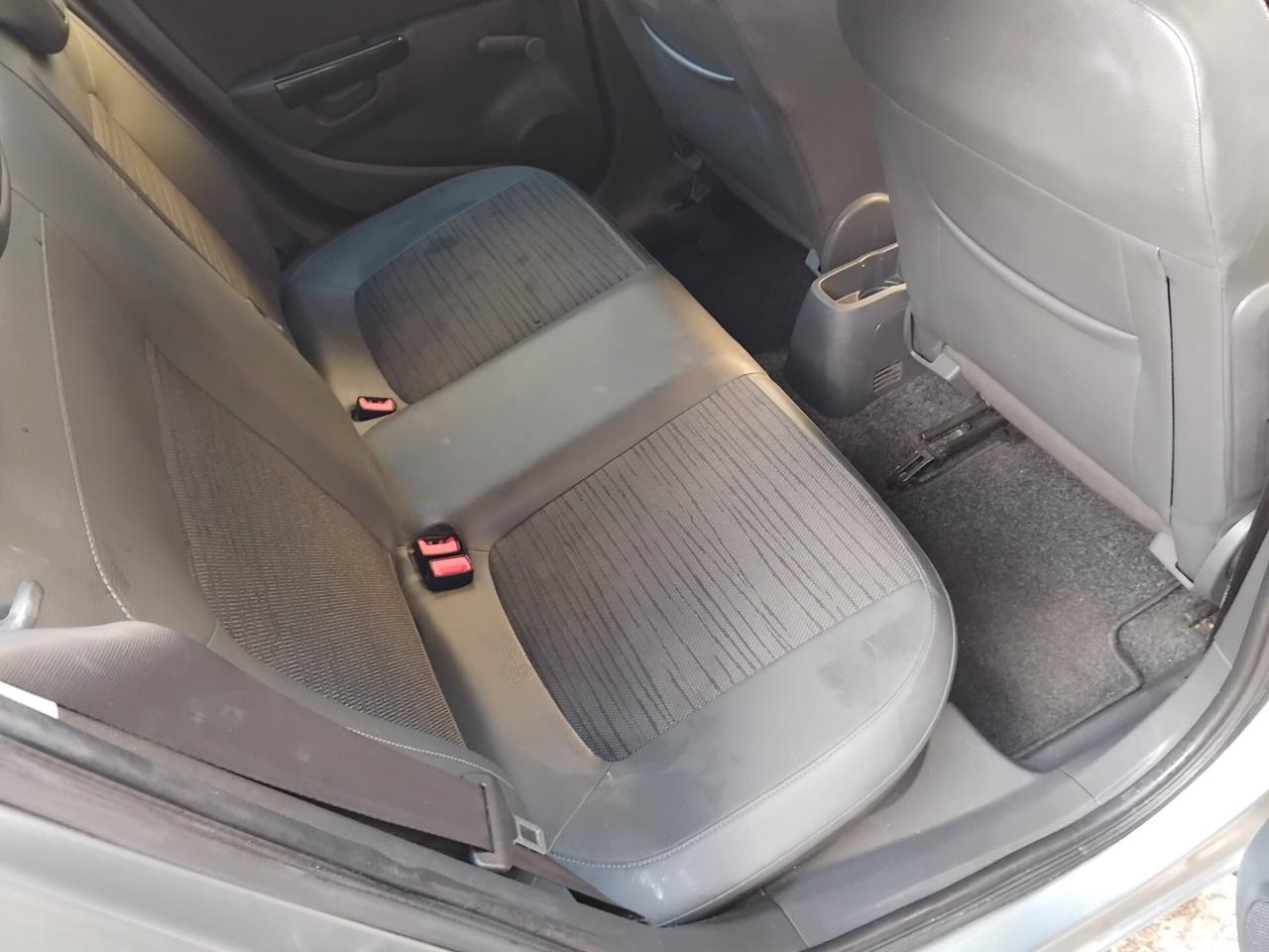 Opel Corsa 1.2 gpl garanzia