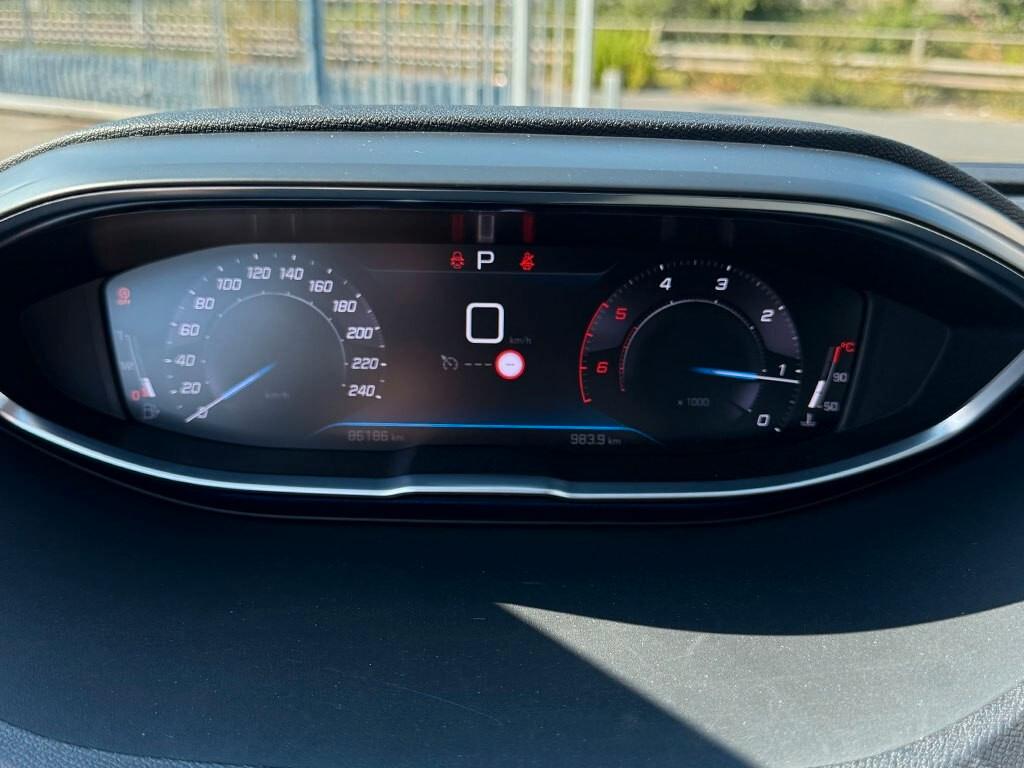 Peugeot 3008 BlueHDi 130 S&S EAT8 Allure Pack IN PROMO