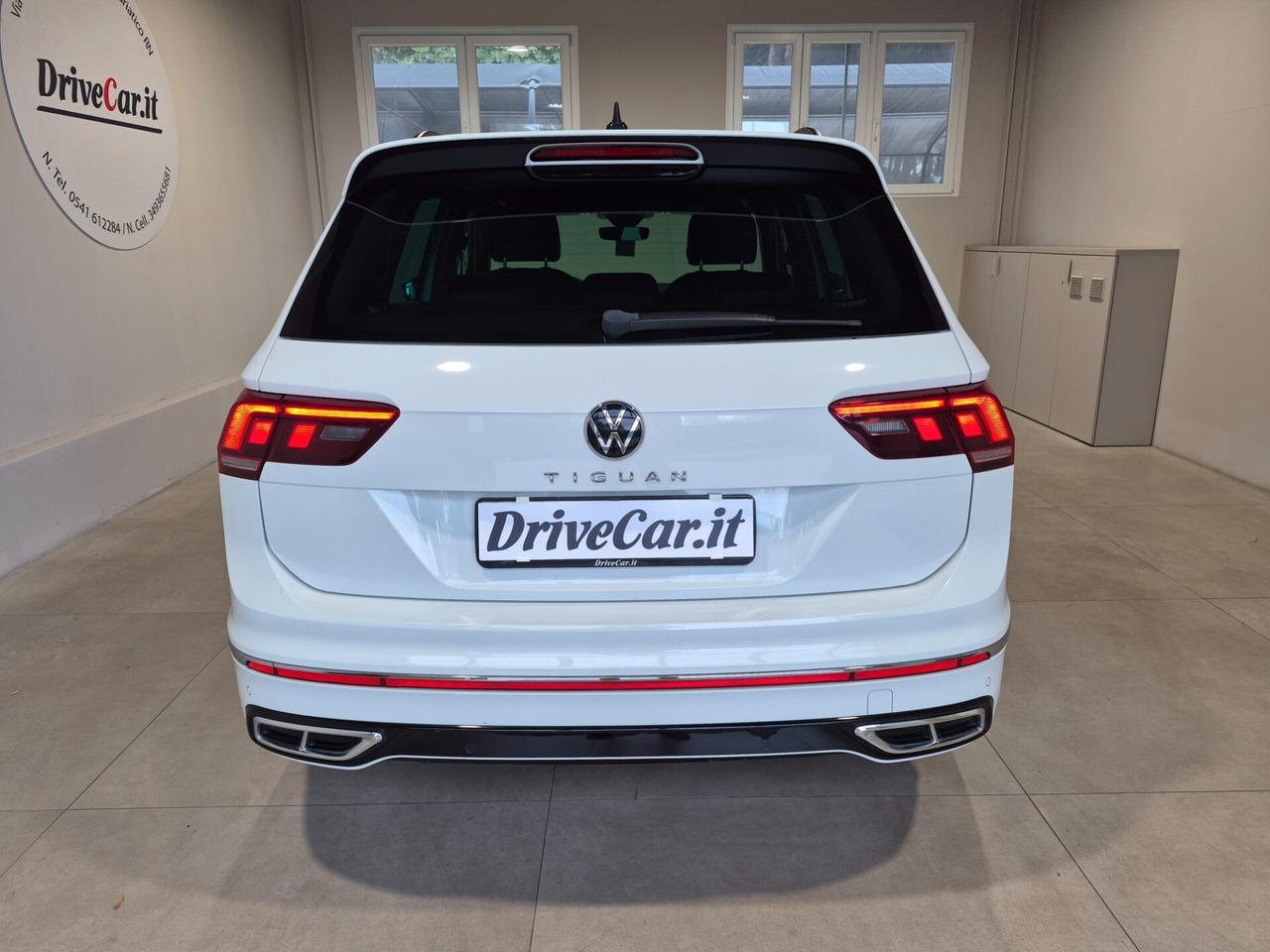 Volkswagen Tiguan 1.5 TSI R-LINE 150CV DSG LED NAVI C.19" APPLE CAR PLAY/ANDROID AUTO AMBIENT LIGHT KEYLESS ACC WIRELESS COCKPIT PRO