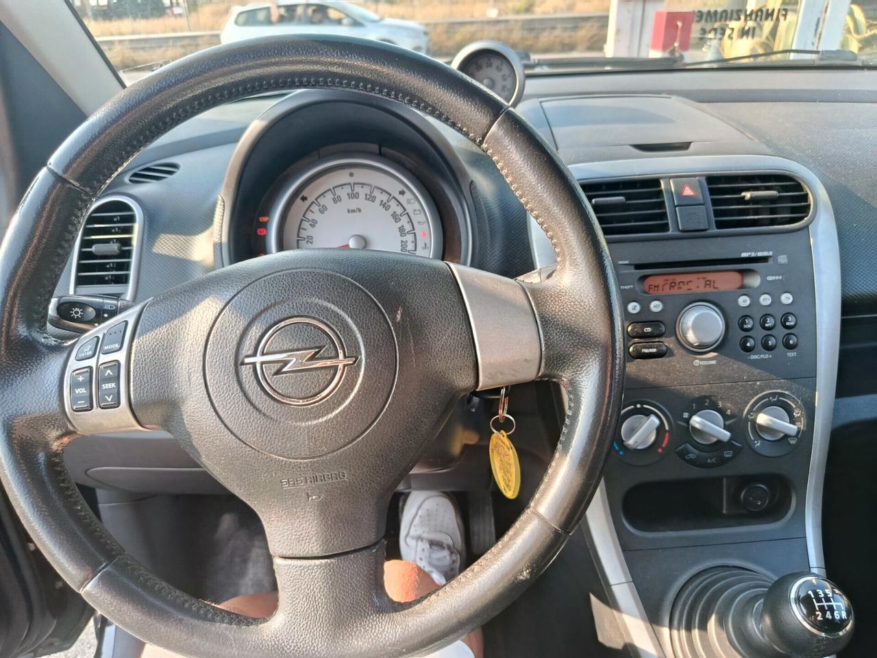 Opel Agila 1.o cc Km 65.000 Enjoy 65cv