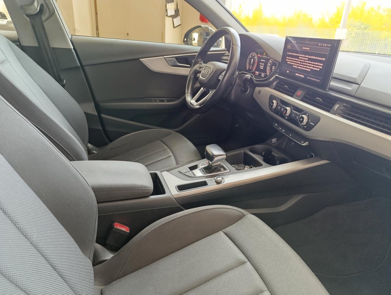 Audi A4 Avant 30 2.0 tdi mhev 136cv s-tronic