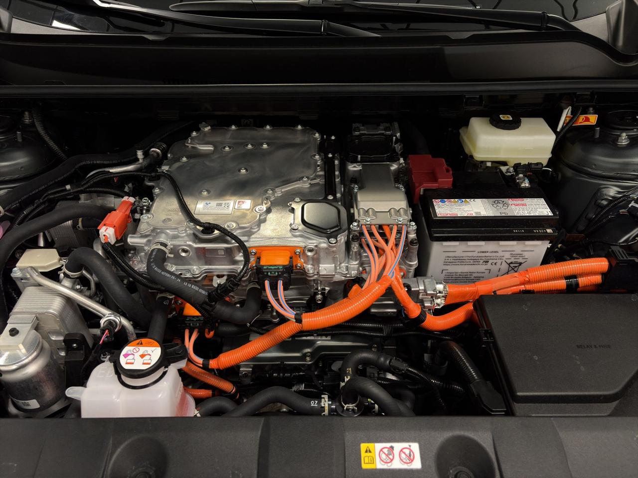 Toyota C-HR+ 77,0 kWh Premium awd-i