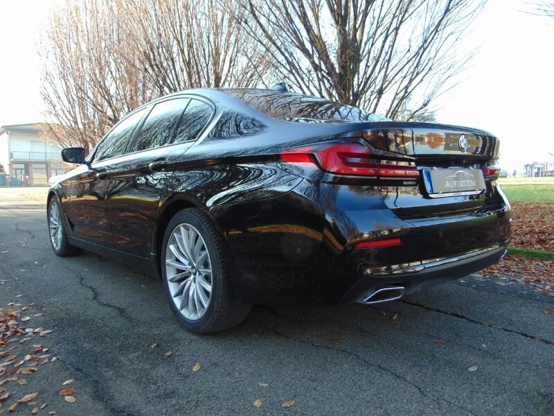 BMW Serie 5(G30/31/F90) 520d 48V xDrive Luxury
