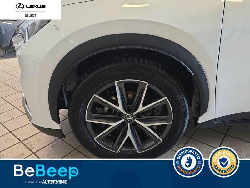 Lexus LBX 1.5 HYBRID EMOTION 2WD