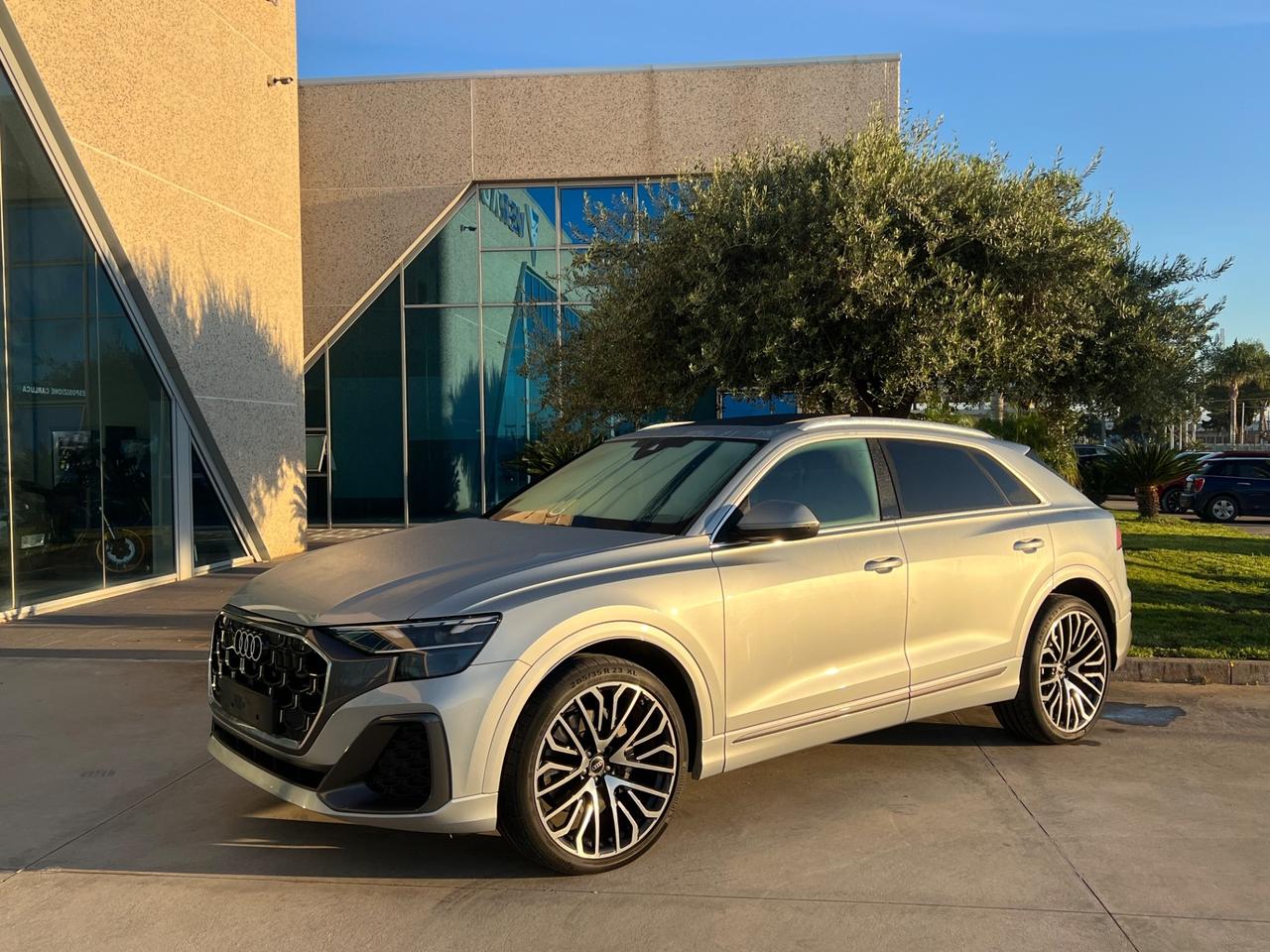 Audi Q8 50 3.0 tdi mhev S line edition possibilità noleggio no scoring