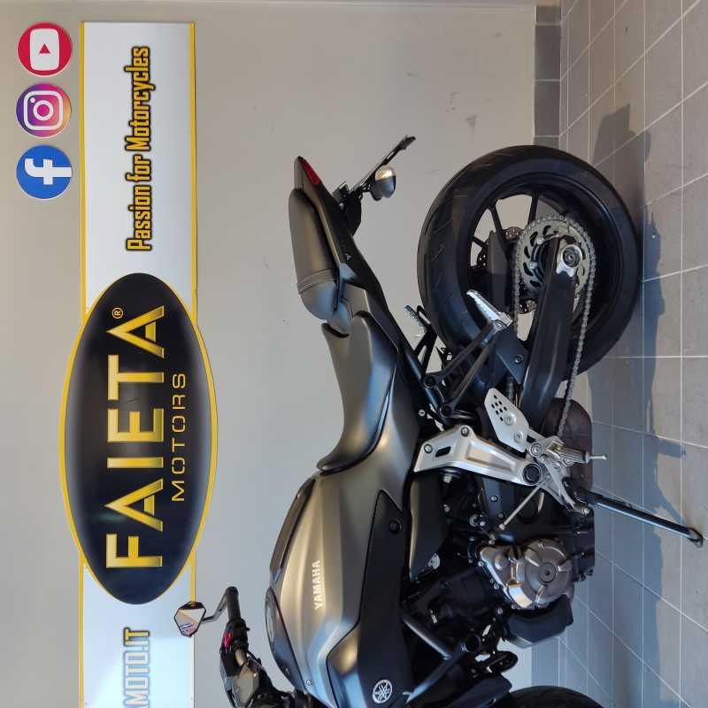 Yamaha MT-07 - 2016