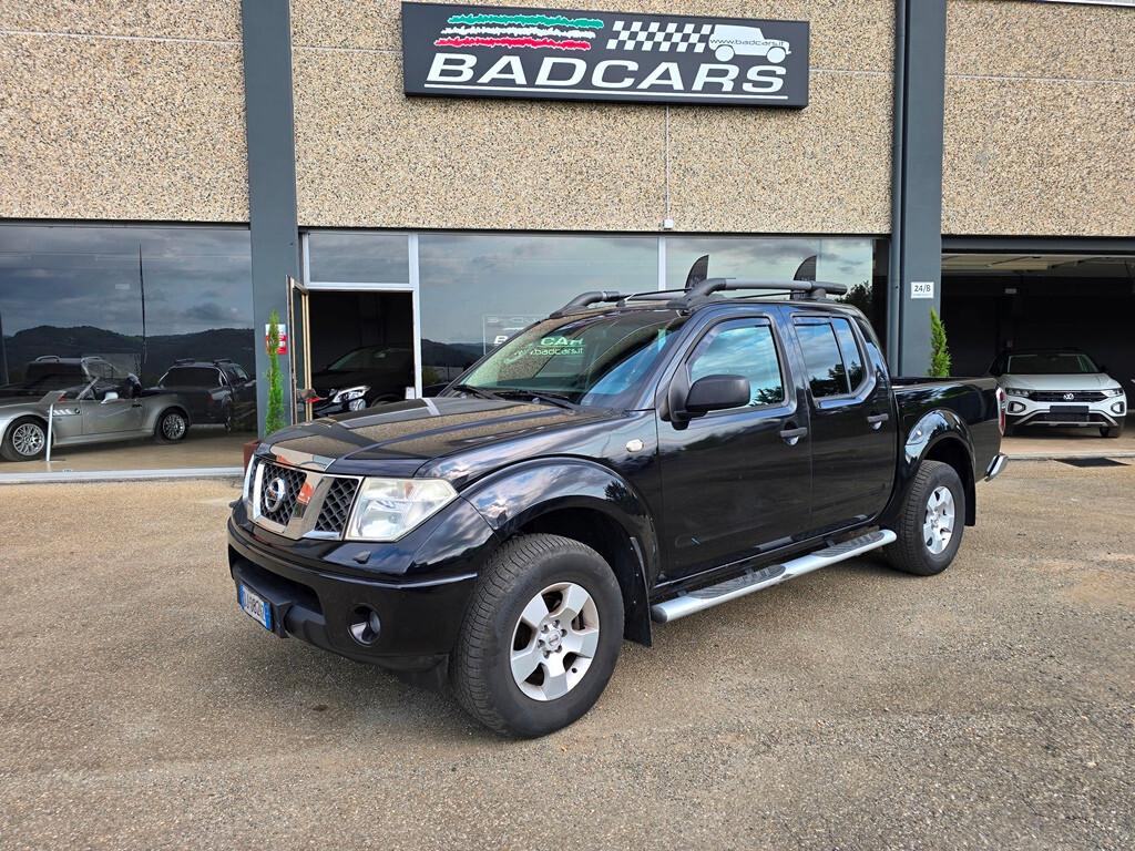 Nissan Navara 2.5 dCi 174CV "LE"