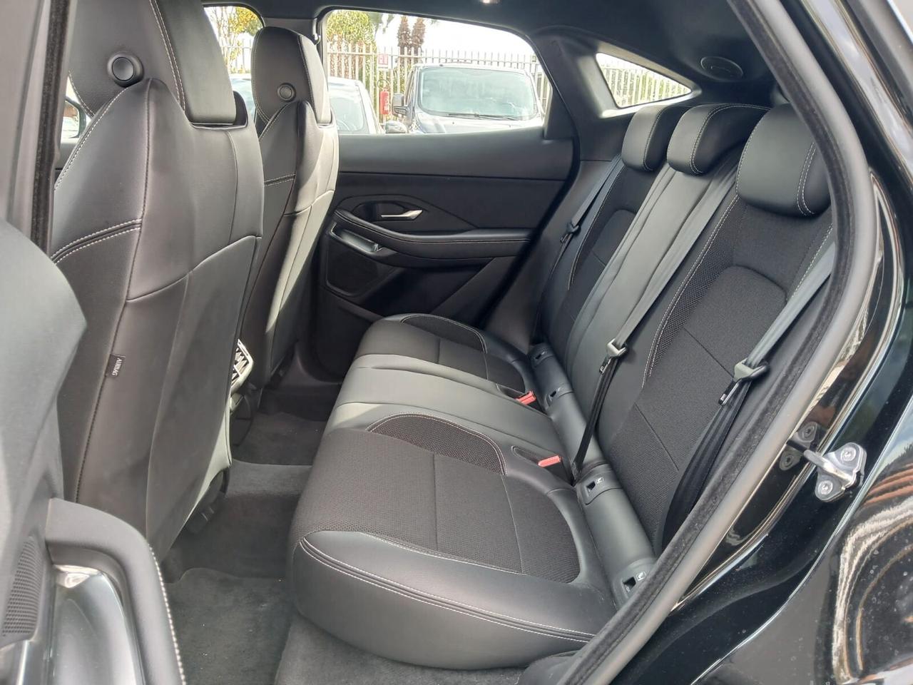 Jaguar E-Pace 2.0D 150 CV AWD aut. R-Dynamic