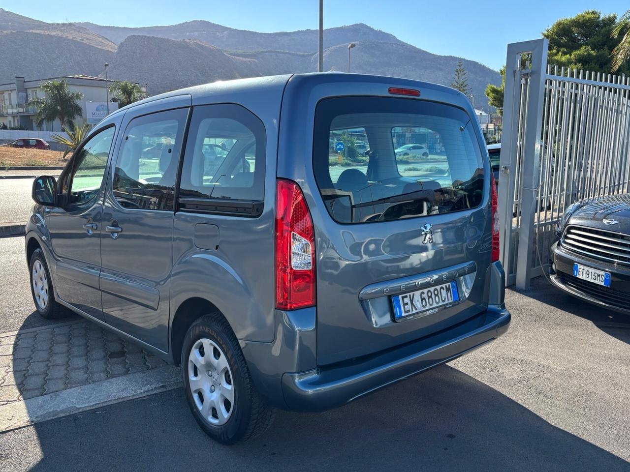 Peugeot Partner Tepee 1.6 HDi 92CV Outdoor