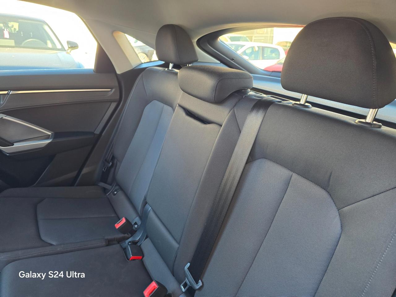 Audi Q3 35 TDI S tronic Panorama