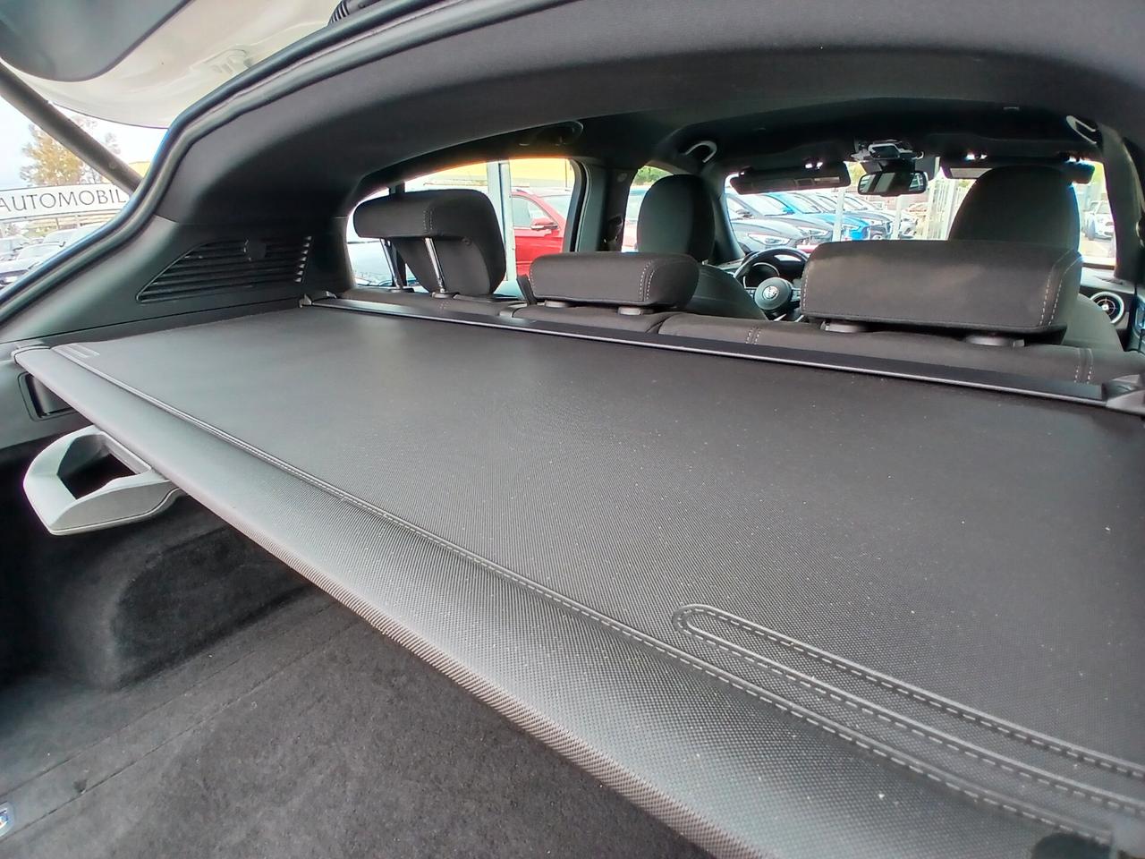 Alfa Romeo Stelvio 2.2 Turbodiesel 190 CV AT8 RWD Business