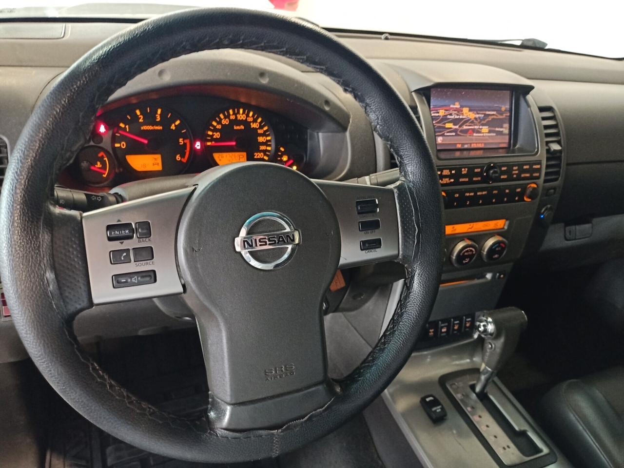 Nissan Navara Navara d.cab 2.5 dci LE 174cv*Automatico