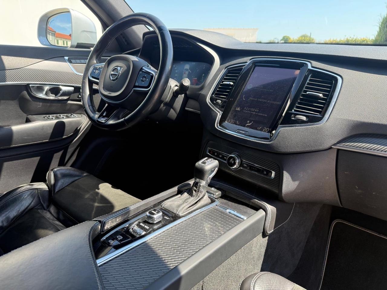 Volvo XC90 D5 AWD R-DESIGN 7 posti