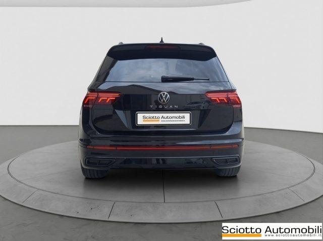 VOLKSWAGEN Tiguan 2.0 TDI 150 CV SCR DSG R-Line
