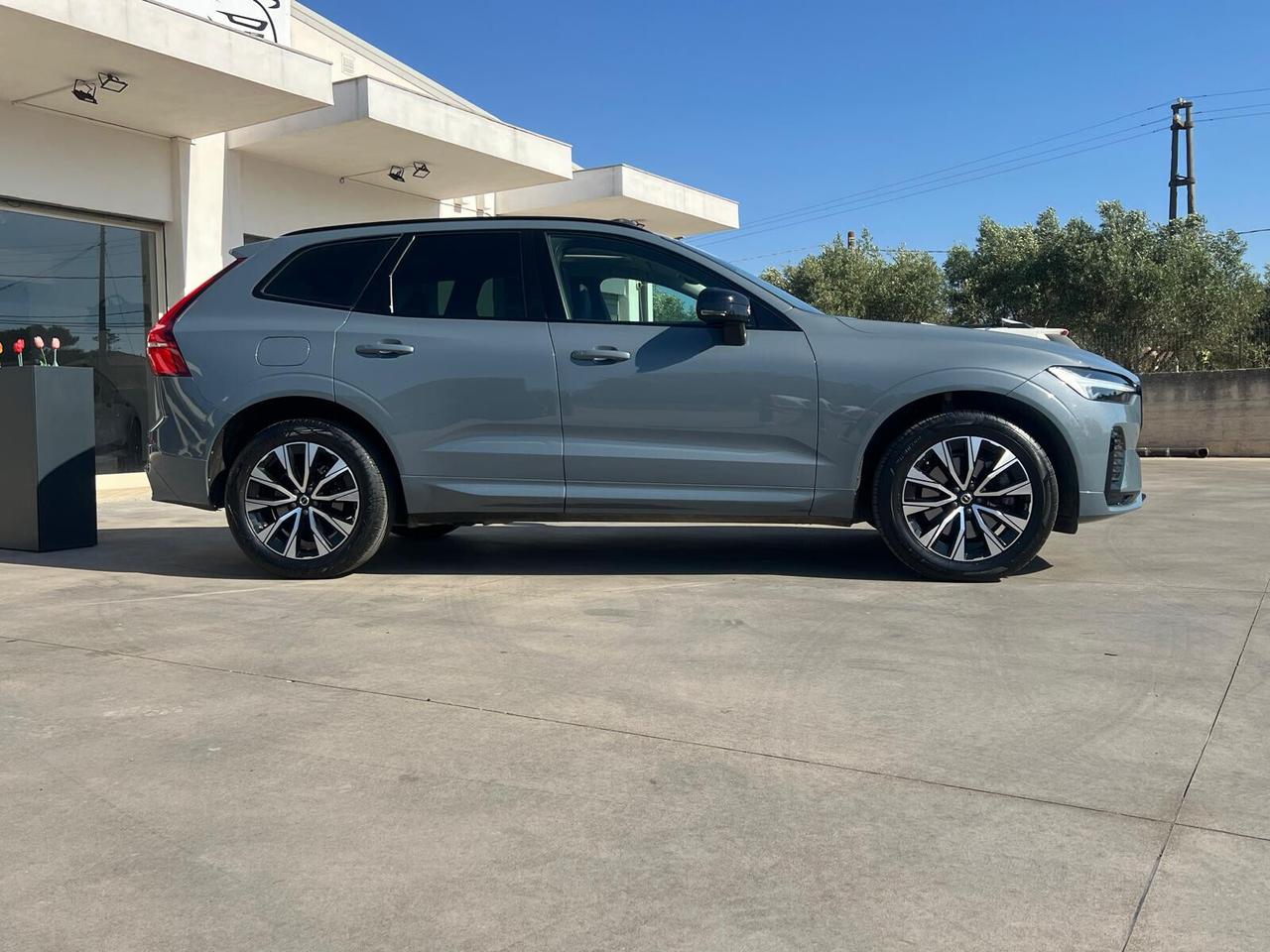 Volvo XC 60 Plus Dark