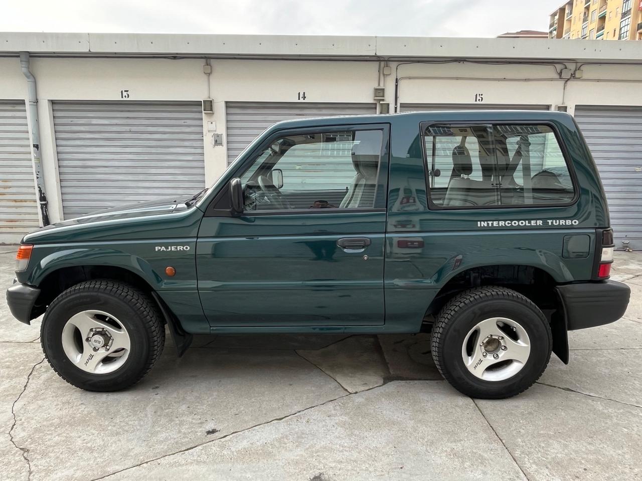 Mitsubishi Pajero 2.5 TDI Metal-top SS GLX Comfort