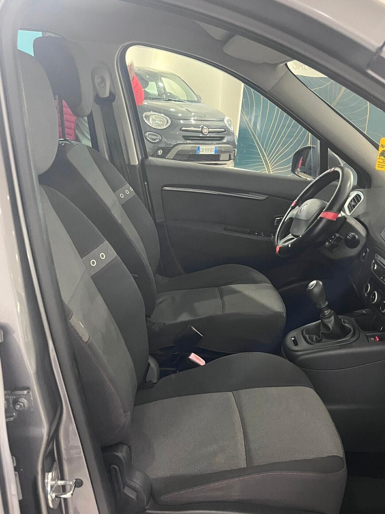 RENAULT SCENIC XMOD 1.6 GPL 110CV MOTORE NUOVO ANNO 2013