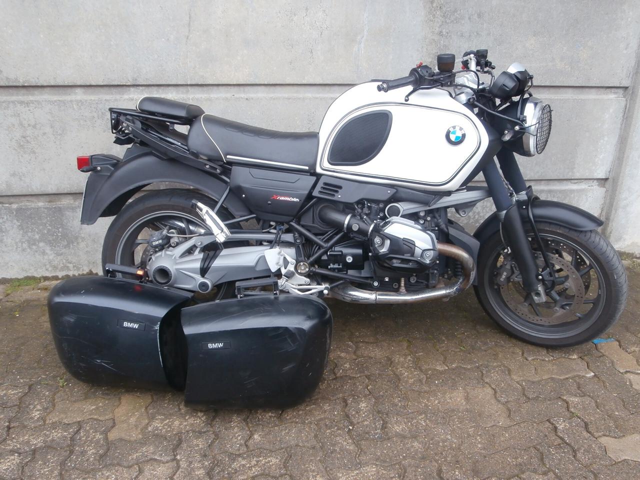 Bmw R 1200 (2011 - 14) passaggio incluso.