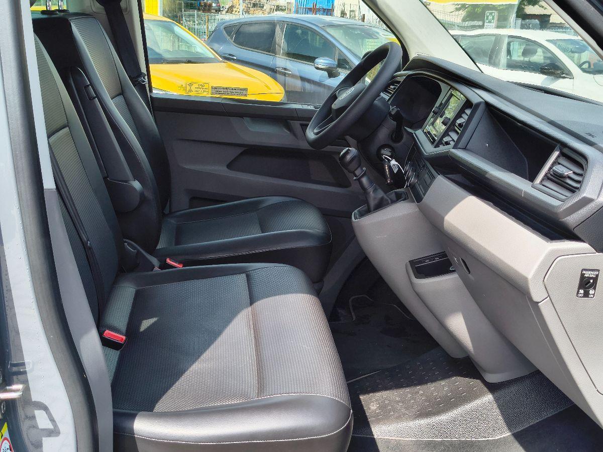 VOLKSWAGEN - Caravelle 9 posti 2.0 TDI