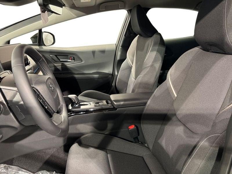 Toyota Prius 2.0 Plug-in Hybrid Lounge