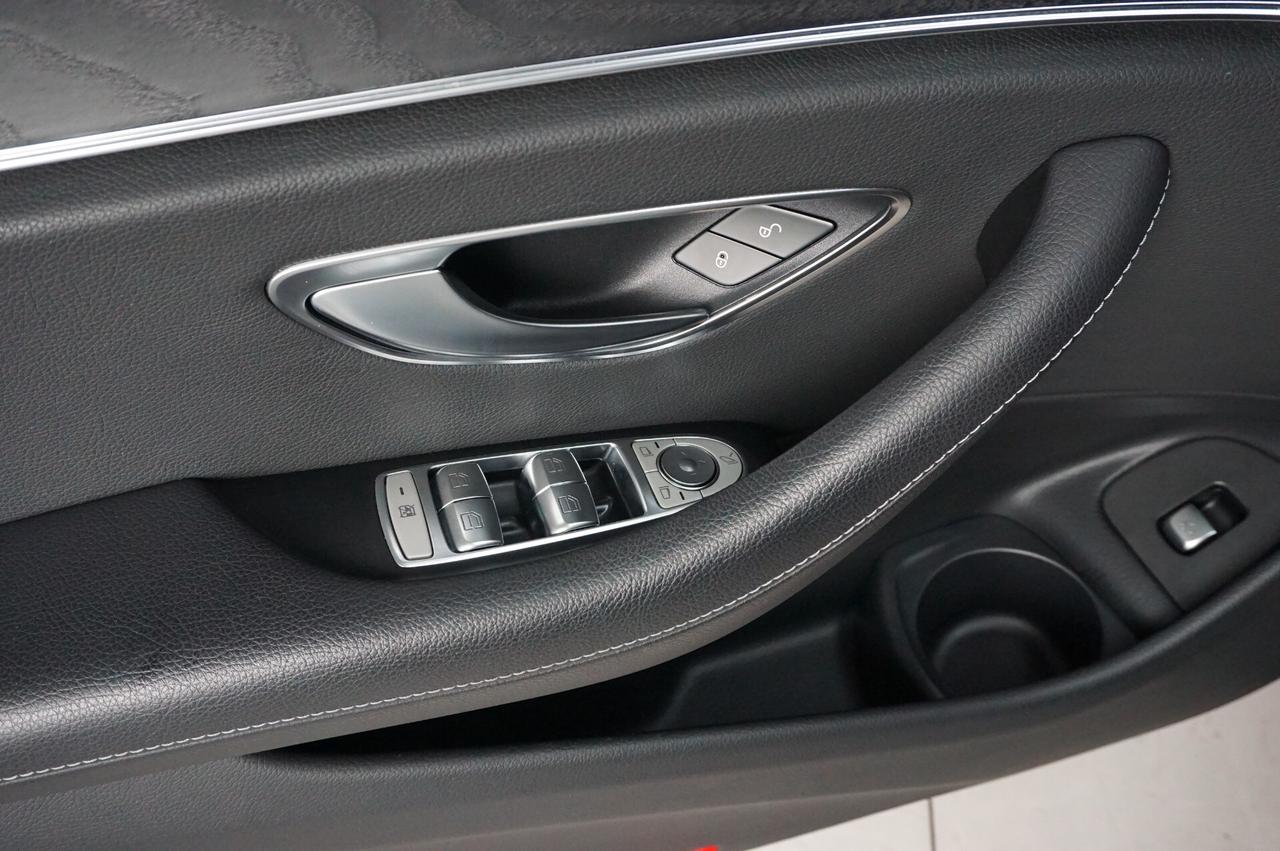 Mercedes-benz E 220 d 4Matic Auto Premium Plus