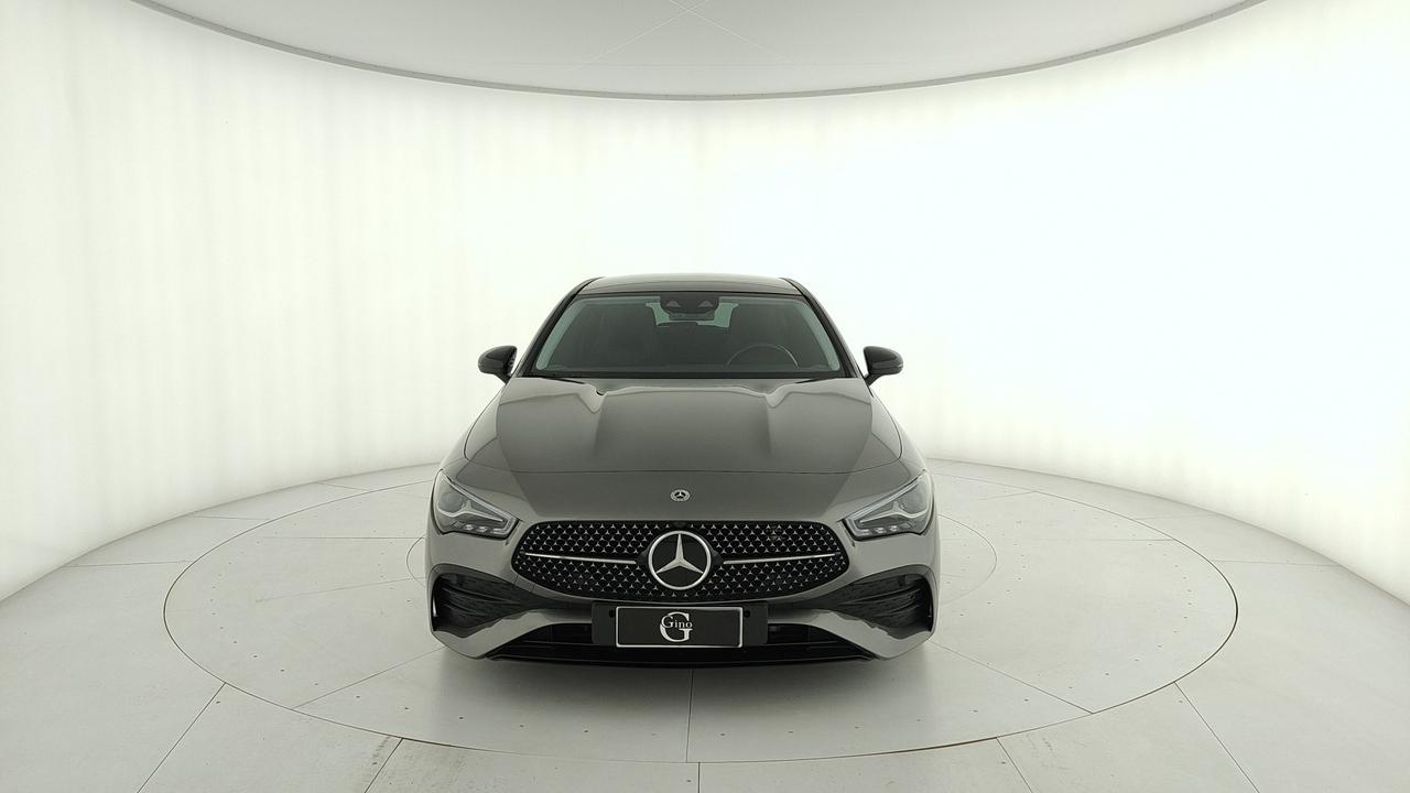 Mercedes-Benz CLA Sh.Brake - X118 2023 - CLA Shooting Brake 200 d AMG Line Premium Plus auto