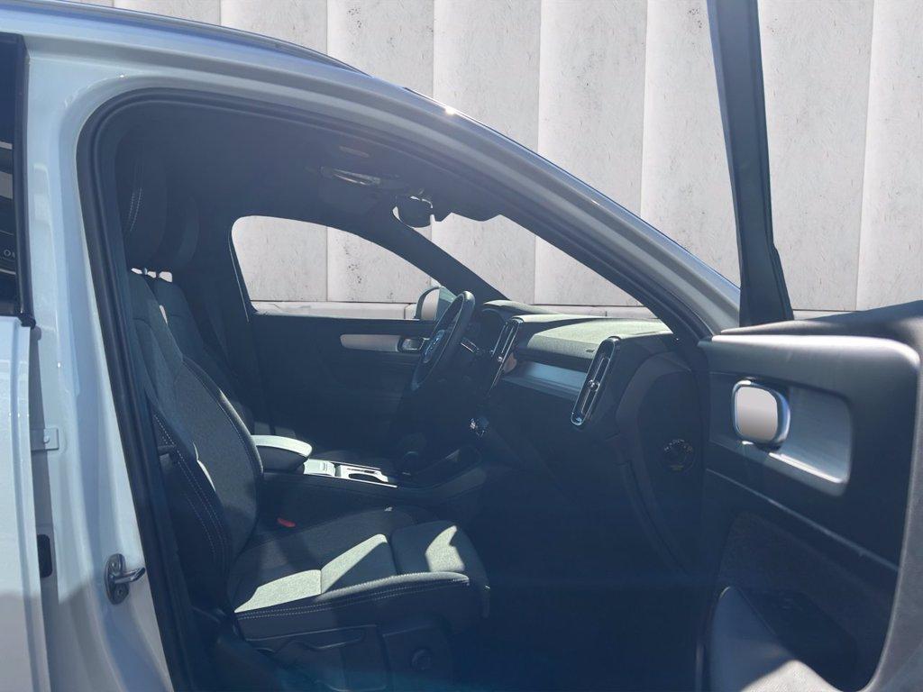 VOLVO XC40 2.0 b3 Core auto del 2025