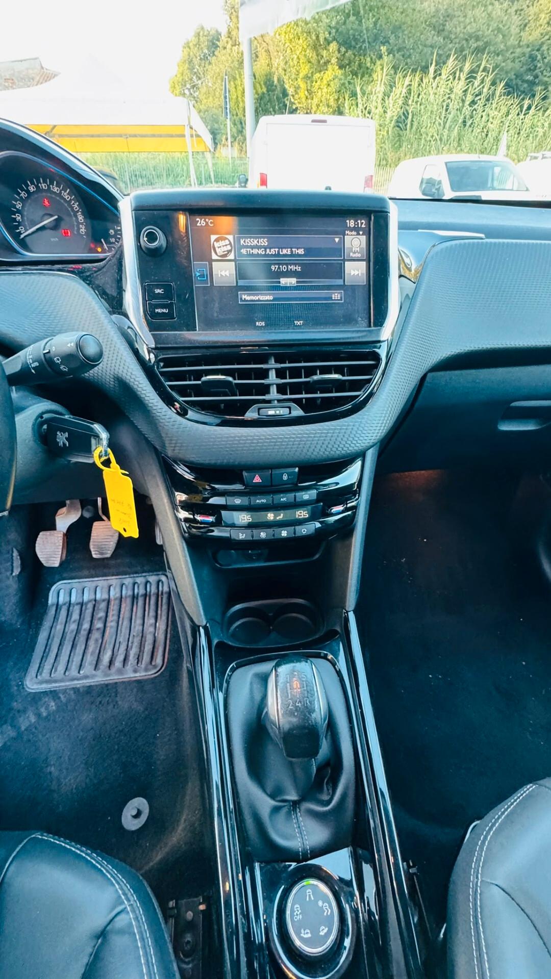 Peugeot 2008 BlueHDi 100 GT Line