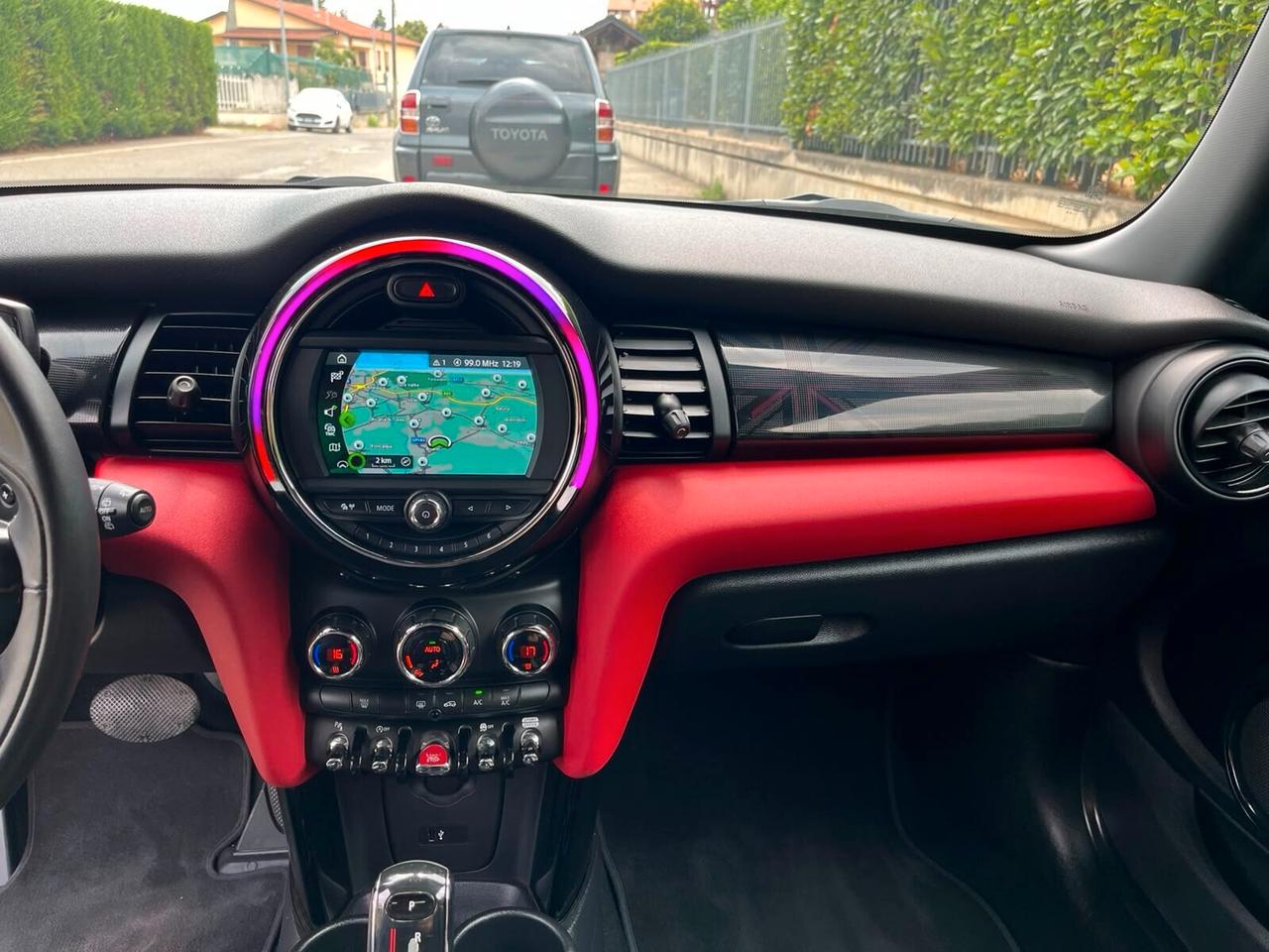Mini 2.0 Cooper S 192CV Da VETRINA