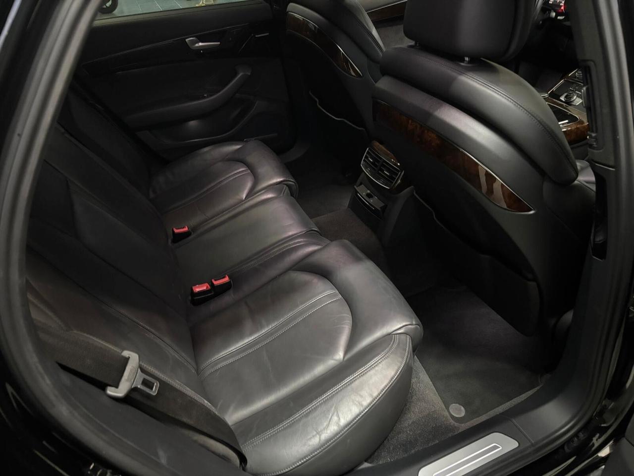 Audi A8 3.0 TDI 258 CV clean diesel quattro tiptronic